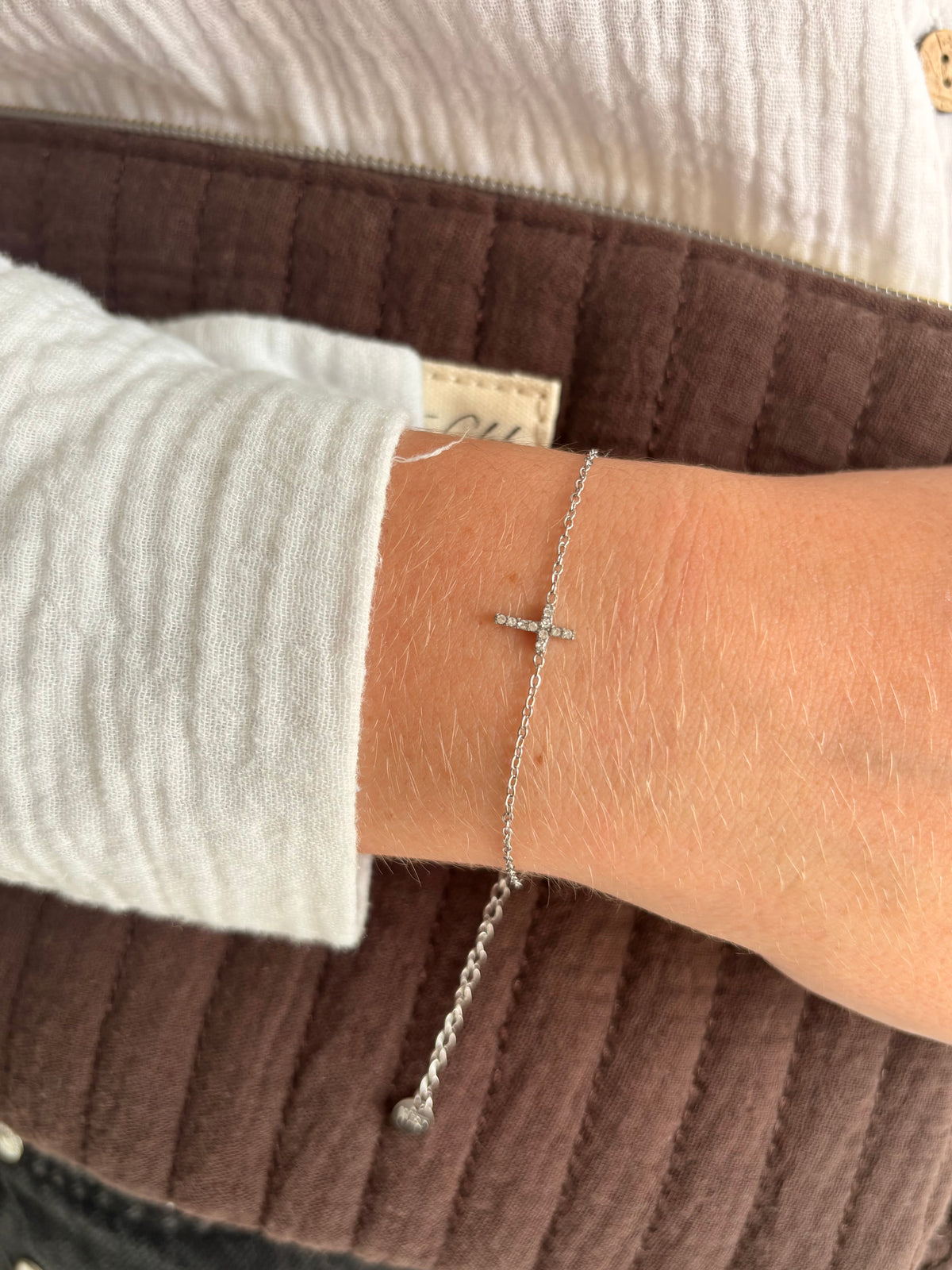 BRACELET -CROSS