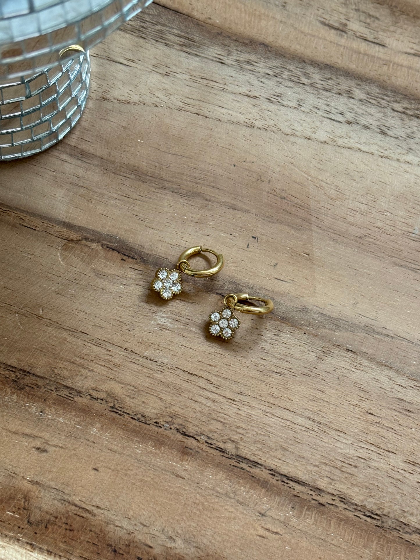 BOUCLES - MOUNA