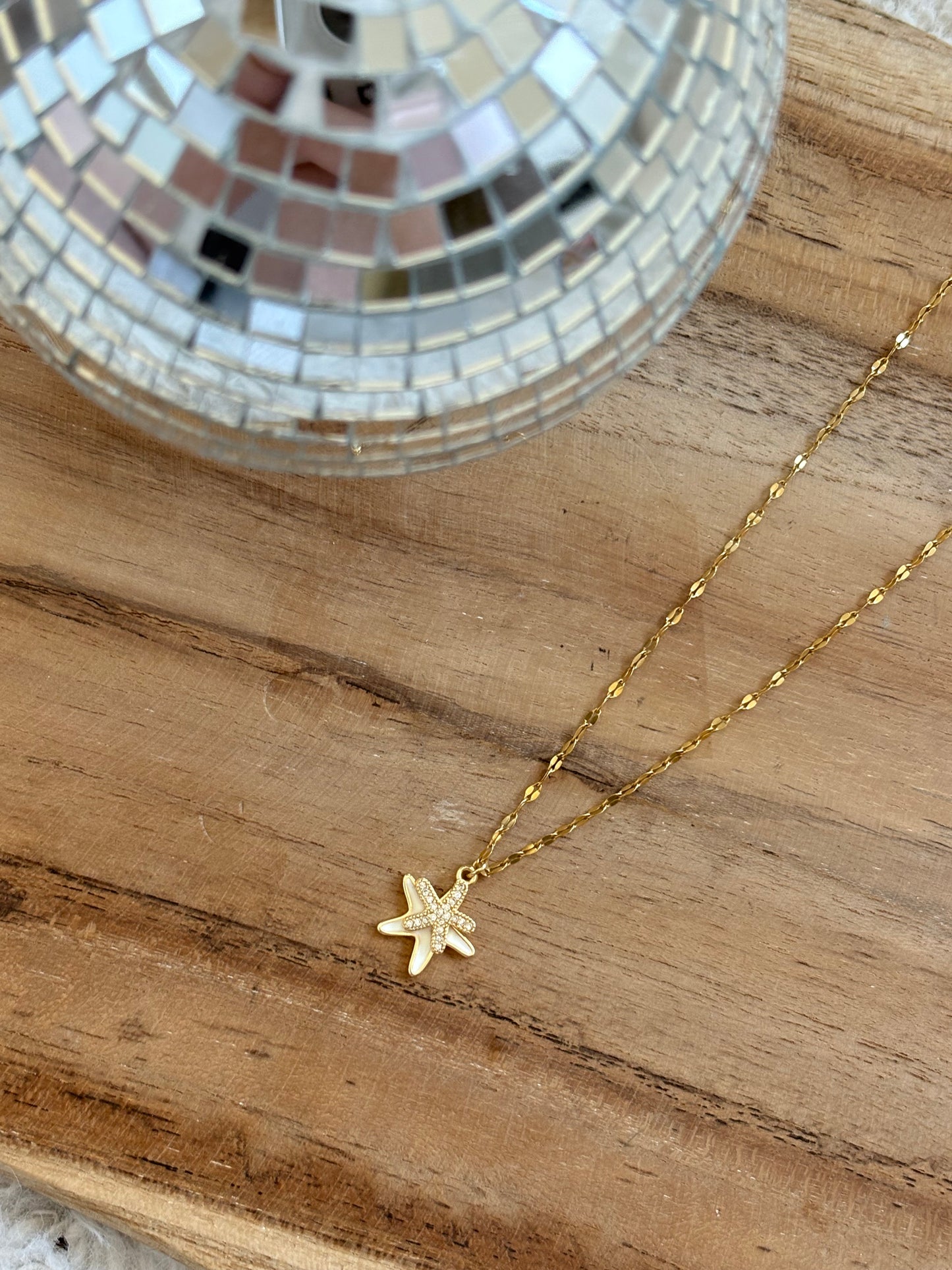 COLLIER - LUMEA