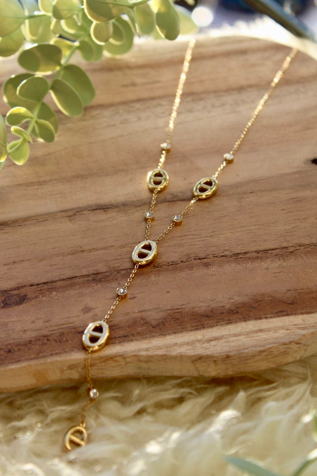 COLLIER Y - TARA