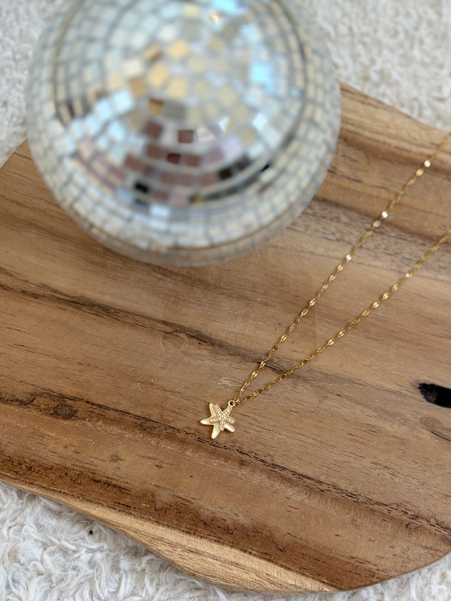 COLLIER - LUMEA