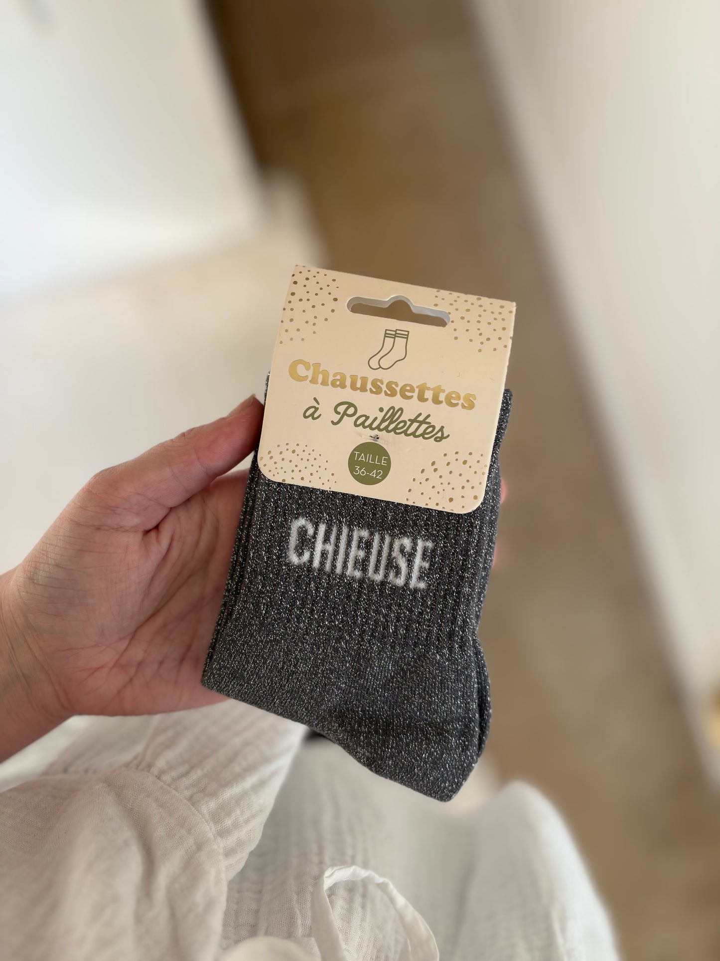 Chaussette à paillettes " Chieuse "